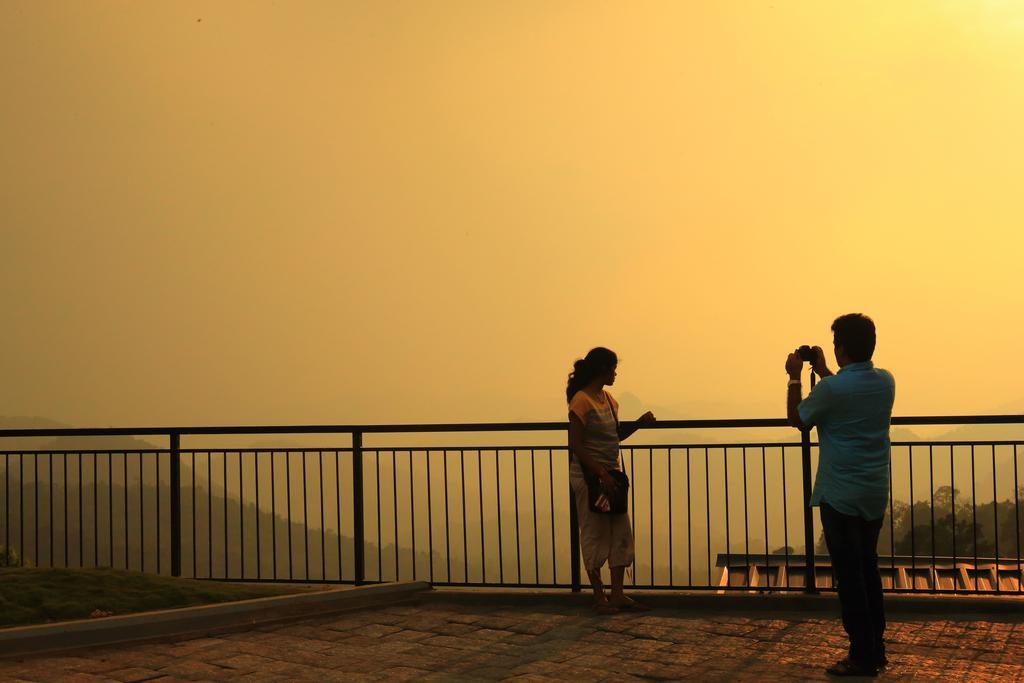 Munnar Tea Hills Resort - Mthr Luaran gambar